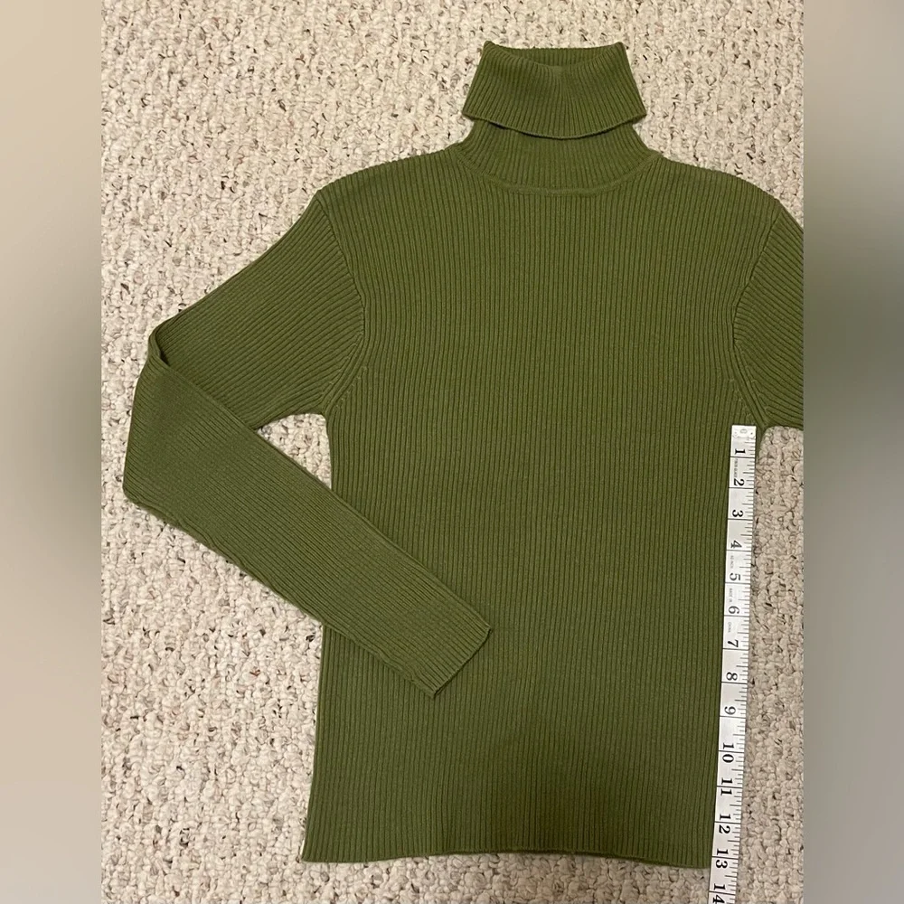 Dressbarn Olive Green Ribbed Long-Sleeved Turtleneck Top, Size S - Picture 6 of 6
